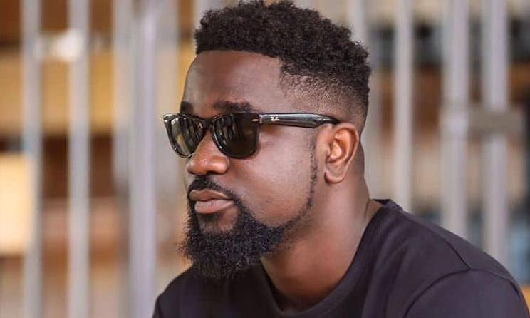 "I want to feature Sarkodie on my first song"- Nana Aba Anamoah 3